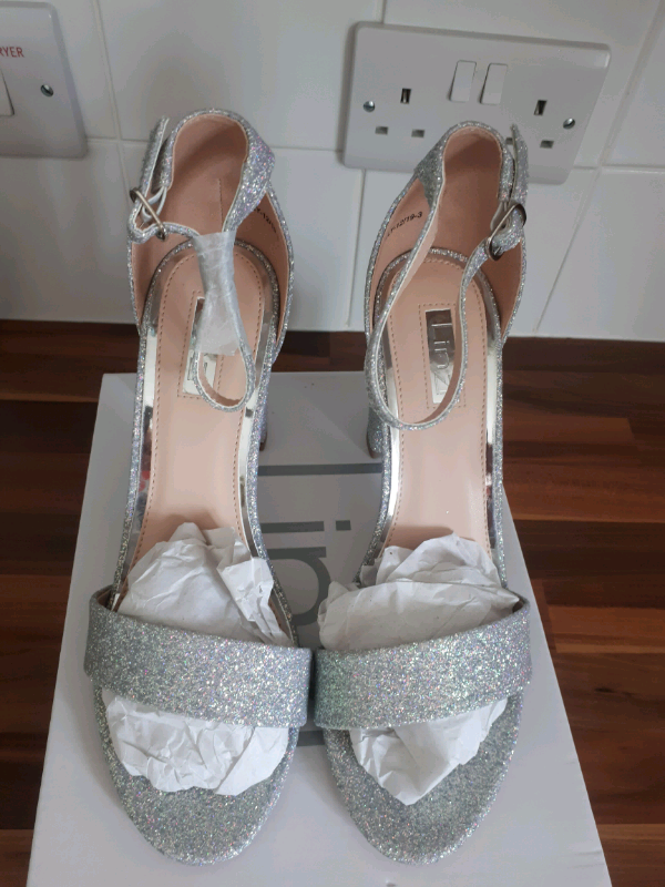 ax paris heels